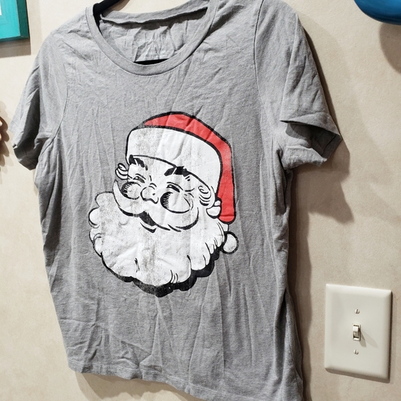 Santa Clause Tshirt in a Vintage Cartoon Style XL - Picture 3 of 3
